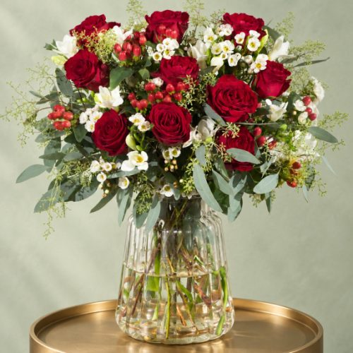 Christmas Rose & Freesia Grande
