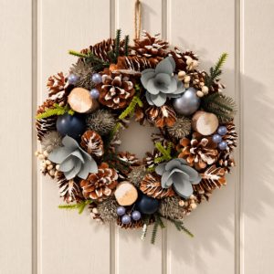Iced Berry Wreath